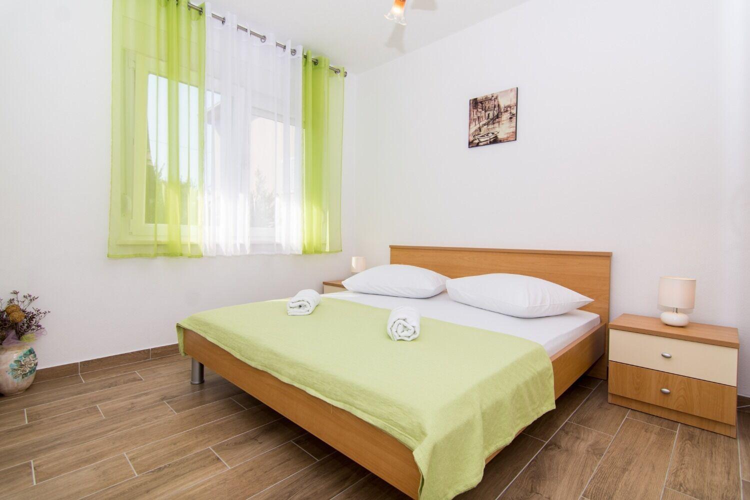 Apartments Ivica - Garden Terrace Slatine Exterior foto